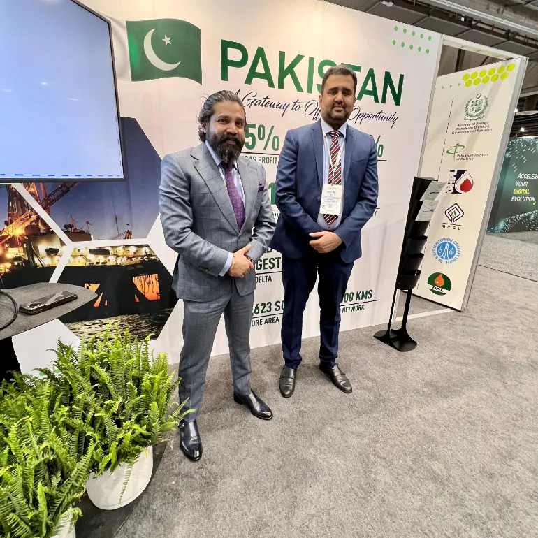 Syed qamar visited at zainab gas field